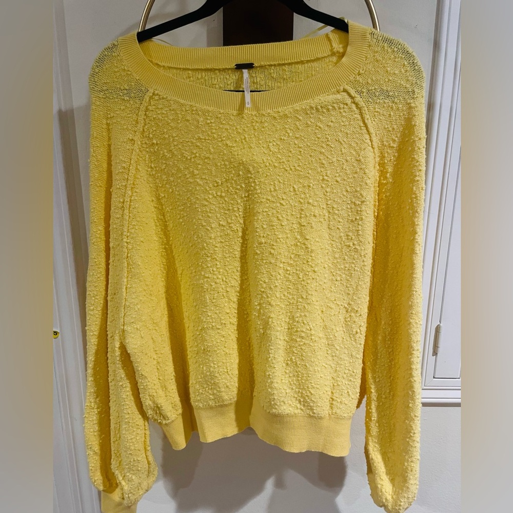Free People Light Butter Yellow Knit Crewneck Sweater/Sweatshirt